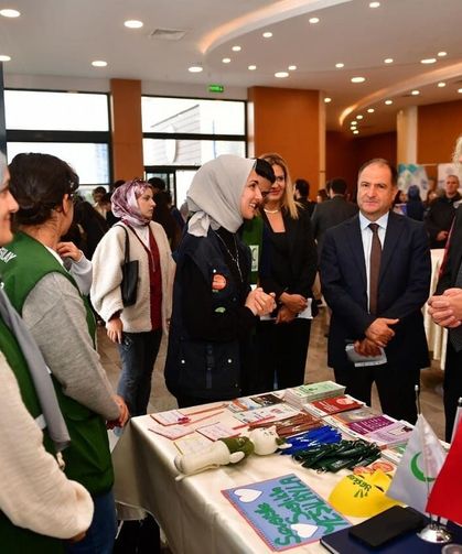 Van YYÜ’de Eurodesk ve Erasmus+ fırsatları tanıtıldı