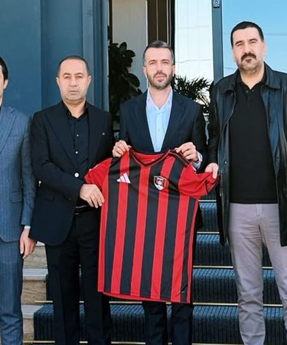Vanspor’un forma sırt sponsoru Ertuş Ölmez Grup oldu
