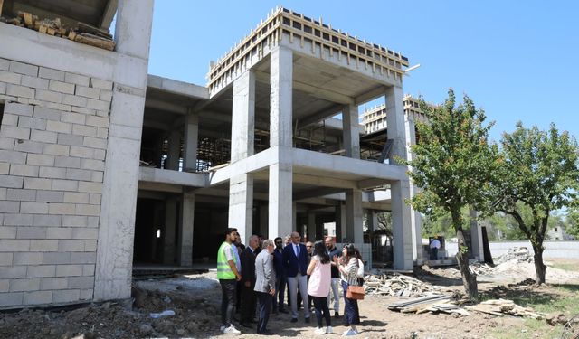 İPEKYOLU BELEDİYESİ’NİN VİZYON PROJELER HIZ KESMEDEN DEVAM EDİYOR