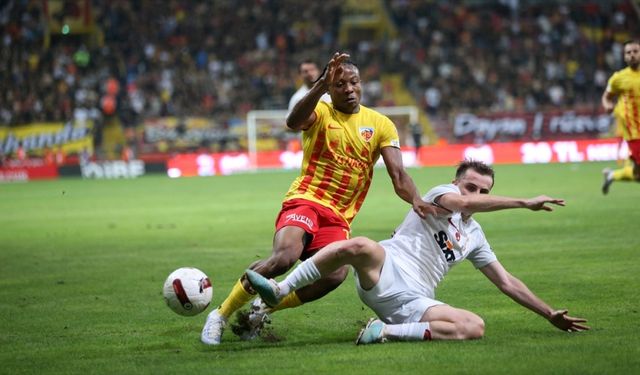 Galatasaray sezonuna Mondihome Kayserispor ile berabere kalarak başladı