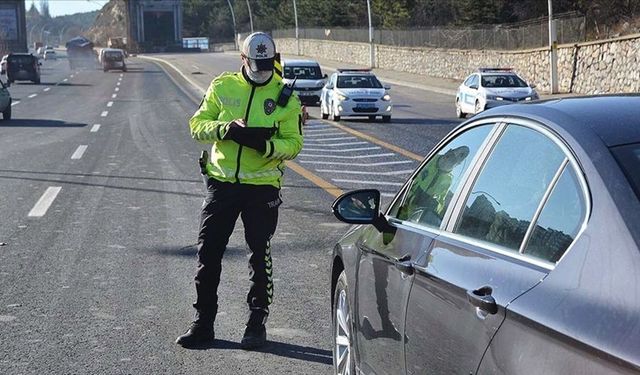 Sürücüler dikkat! 2025 yılı trafik cezaları belli oldu?