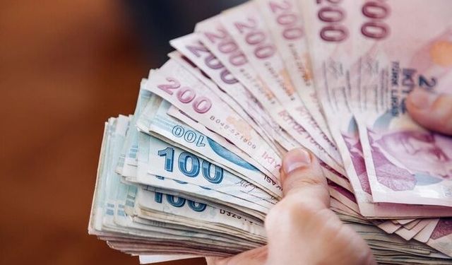 SON DAKİKA! Memur ve memur emeklilerinin 3 aylık zammı belli oldu