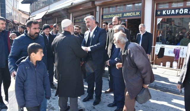 Bitlis Belediye Başkan adayı Karakaya'dan esnaf ziyareti