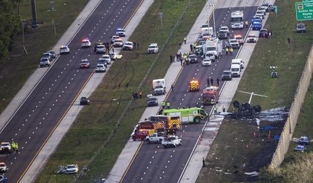 Otoyola düşen uçakta 2 kişi hayatını kaybetti