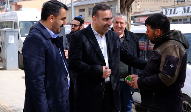 Özalp Belediye Başkan adayı Erçiçek’ten esnaf ziyareti