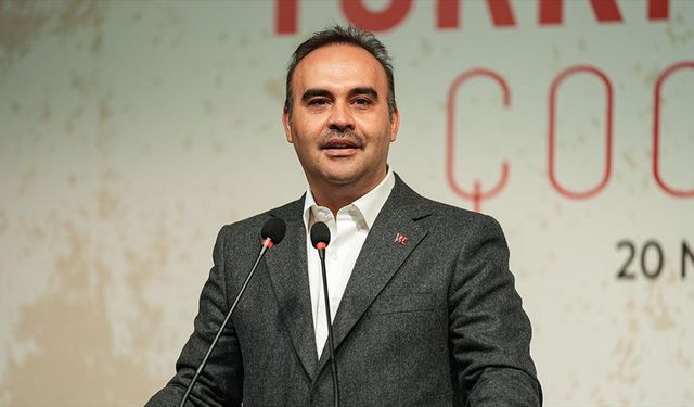 Sanayi ve Teknoloji Bakanı Kacır, Türkiye'nin genç ve çalışkan nüfusuna dikkat çekti
