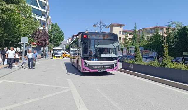 Van Bahçesaray Otobüs Saatleri! Mor otobüs Van