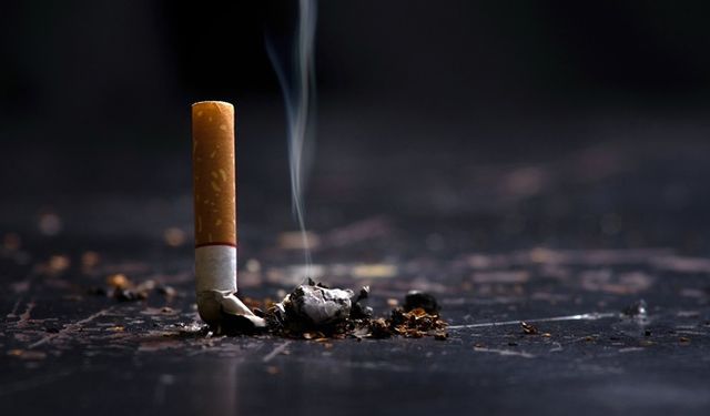 Çocukları sigara içen ebeveynlere para cezası!