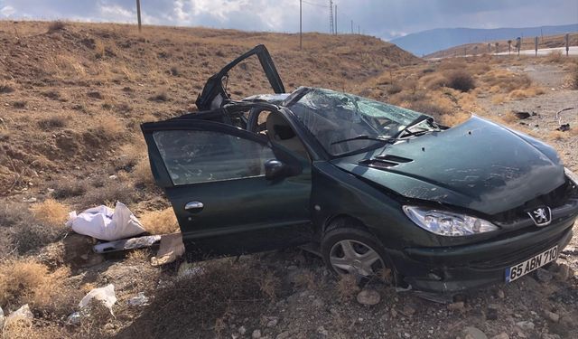 Van'da trafik kazası 3 kişi yaralandı