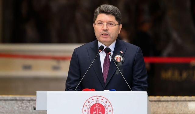 Bakan Tunç, ceza infaz kurumlarında olumsuz bir duruma rastlanmadığını belirtti