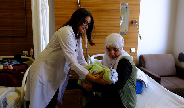 Van’da zamanla yarış: Anne ve bebeği ölümden döndü