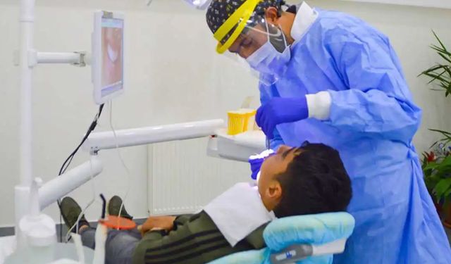 Ağız ve diş sağlığı için kazein içeren ürünler tüketin