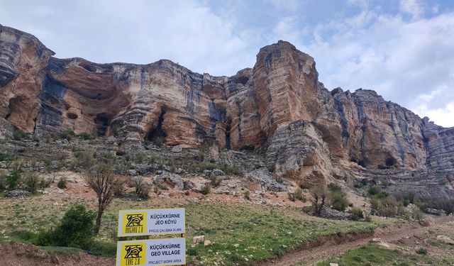 Dünyanın ilk mağara kütüphanesi