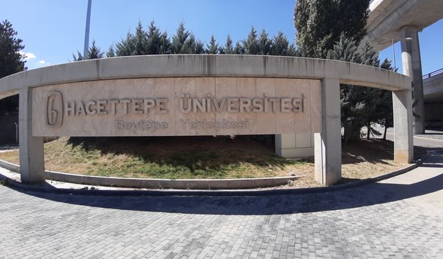 Hacettepe Üniversitesi’nde düzenlenen "Aile Sempozyumu" sapkın grupların saldırısına uğradı