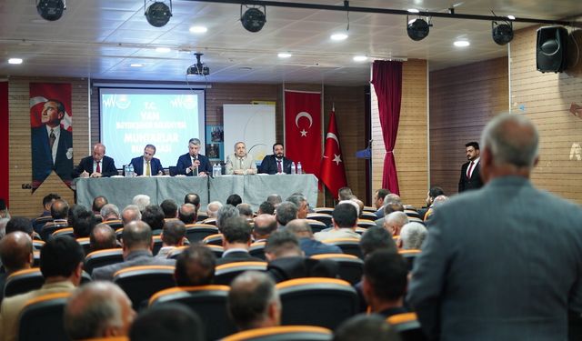 İpekyolu ve Başkale muhtarları mahallelerin sorunlarını anlattı!