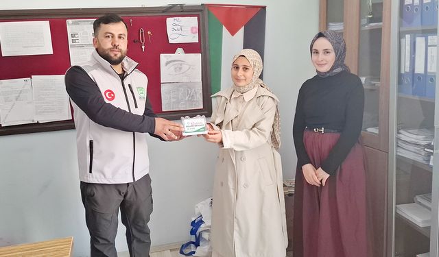 Van’da lise öğrencilerinden örnek davranış