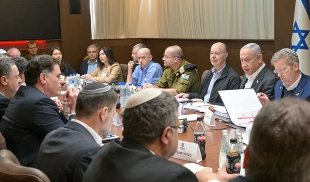 Siyonist rejim, HAMAS'ın ateşkes yanıtını değerlendiriyor