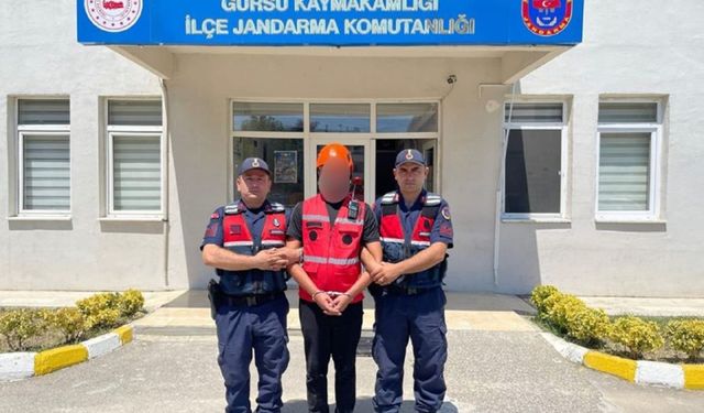 Yangın bölgesinde AKUT kıyafeti giyen hırsızlık şüpheli yakalandı