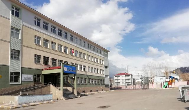 Van Sempaş İlkokulu hakkında bilgi