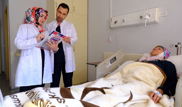 Türkiye’de ilk kez Van'da yapıldı: 15 yıllık yüz felci ameliyatla düzeldi