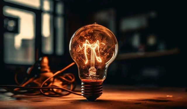 Hakkarililer dikkat! Merkezi dahil 2 ilçede saatler sürecek elektrik kesintisi