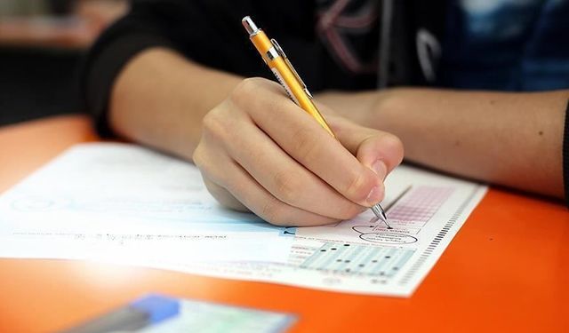 2025 KPSS sonuçları açıklandı! 59 soru iptal edildi