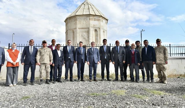 Erciş’teki Kara Yusuf (Zortul) Kümbeti eski ihtişamına kavuştu