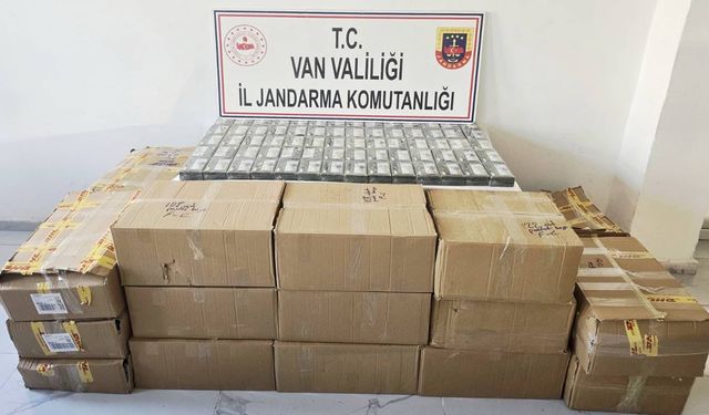 Başkale’de 1 milyon liralık kaçak eşya ele geçirildi