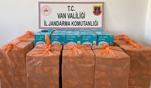 Başkale’de gümrüksüz kaçak eşya ele geçirildi