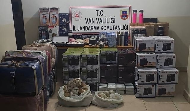 Edremit’te 500 bin TL değerinde kaçak ürün ele geçirildi!