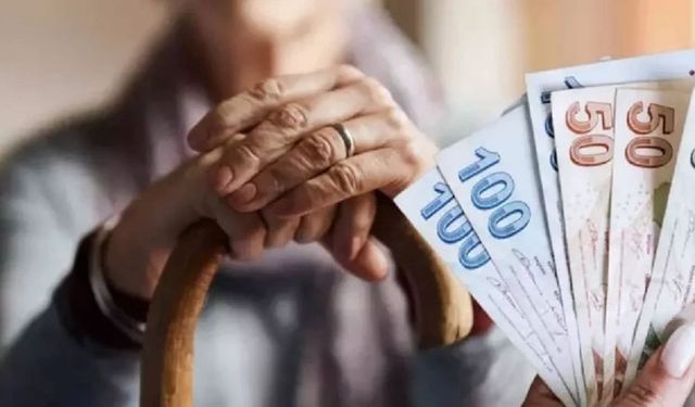 Emeklilere müjde! Maaşlar yükseliyor