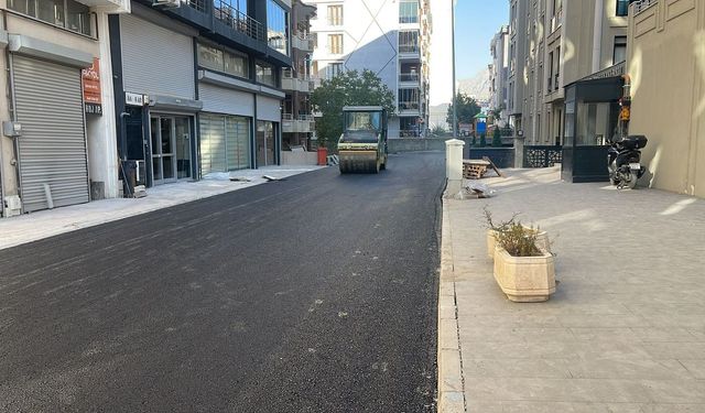 İpekyolu’nda kış öncesi asfalt çalışması