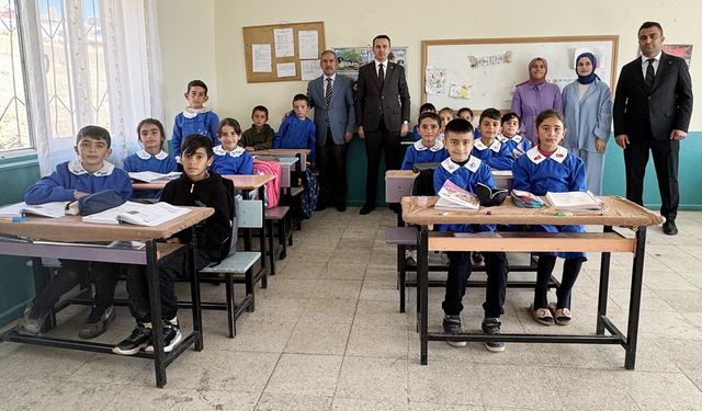 Kaymakam Süleyman Bakan'dan Uzunyol İlkokulu'na ziyaret