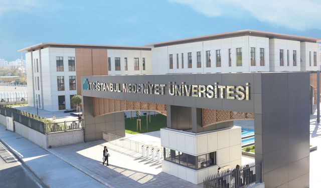 Medeniyet Üniversitesi 13 akademisyen alıyor: Son gün 25 Kasım