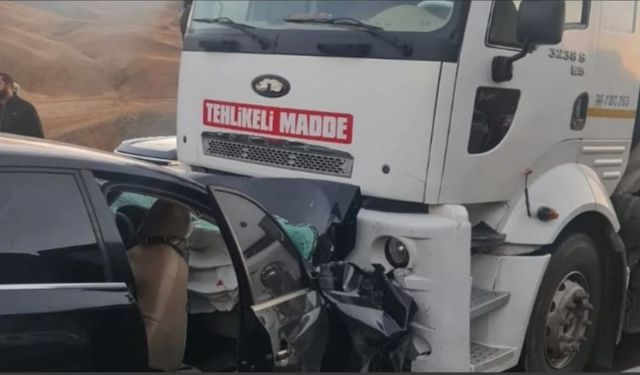 Van-Hakkari karayolunda feci kazada hayatını kaybedenlerin isimleri belli oldu