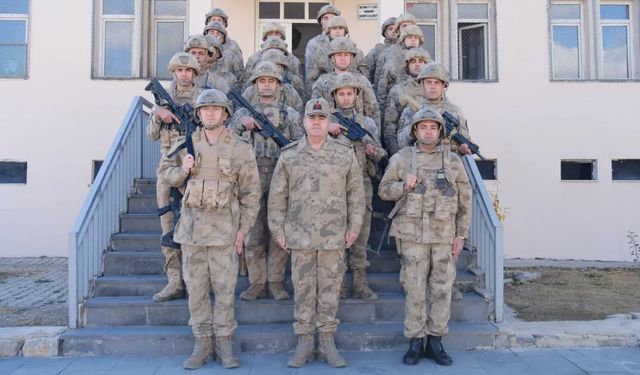 Tuğgeneral Avkıran, jandarma karakollarını ziyaret etti