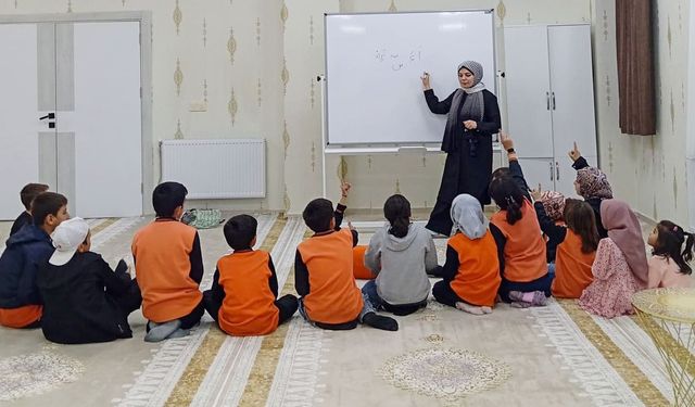 Van’da imanla yoğrulmuş bir nesil yetiştiriliyor