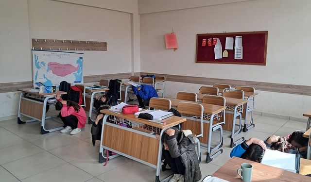 Van'daki tüm okullarda eş zamanlı tatbikat!