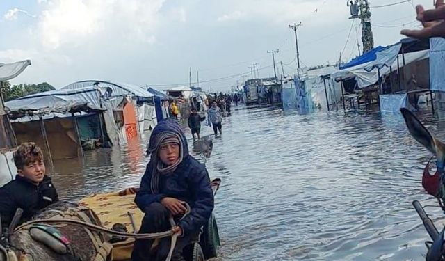 Hükümetten çağrı: 288 bin aile felaket şartlarında yaşıyor