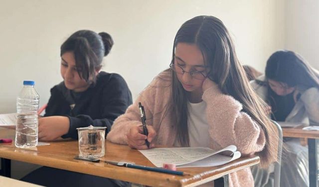 Kitap Van okuma yarışmasının finali gerçekleştirildi