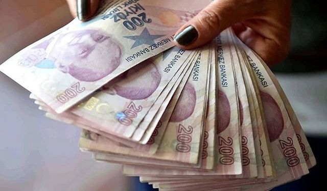 Memur ve emeklilerin zam oranı belli oldu! İşte 4 aylık rakam