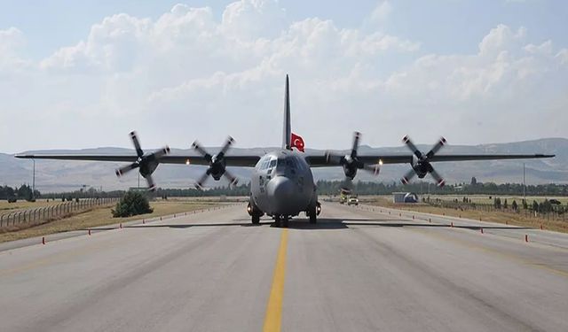 Milli Savunma Bakanlığı'na ait kargo uçağı düştü!