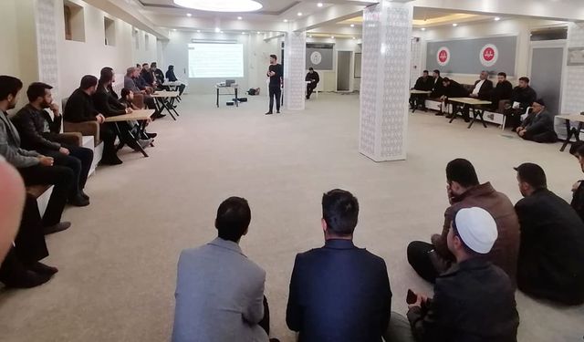 Özalp’ta ‘Ramazan’la öğreniyorum’ programı tanıtımı yapıldı