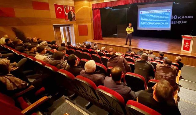 Servis şoförleri ve rehber personellere iş ve trafik güvenliği eğitimi
