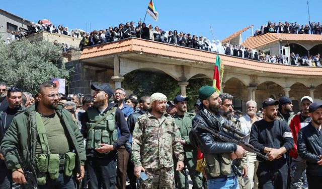 Suriye: Suveyda'da kanun dışı gruplar ateşkesi ihlal ediyor