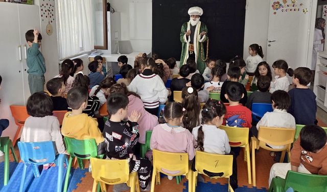 Van’da 4-6 yaş Kur’an kurslarında Nasreddin hoca şenliği düzenlendi