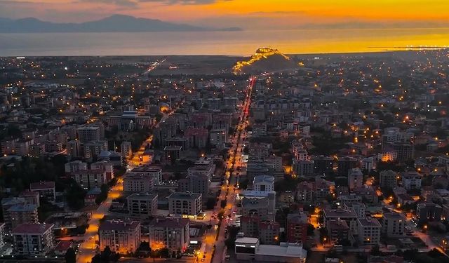 Vanlılar Hafta sonu karanlıkta kalacak!