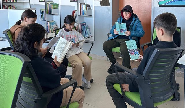 Van’da öğrencilerden aylık kitap tahlili çalışması