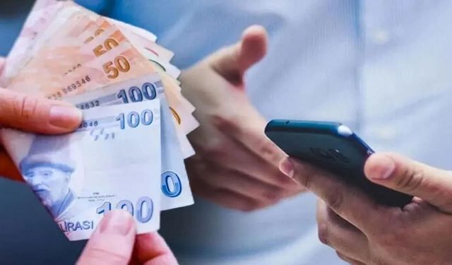 Yaşlı ve engelli aylıkları hesaplara yatırılmaya başlandı