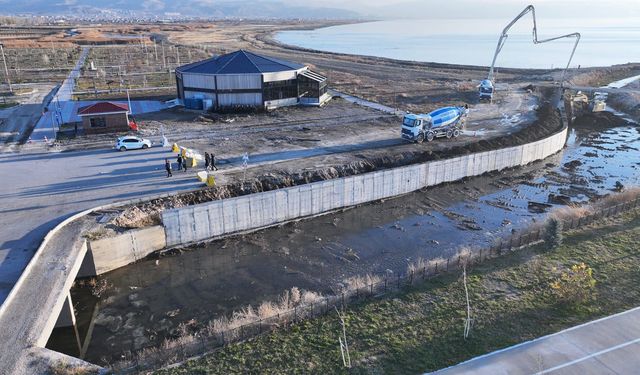 Akköprü Deresi ve Abdurrahmangazi Mahallesi’ndeki çalışmalar denetlendi